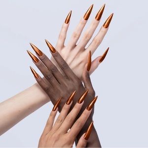 VALENTINO Gel Polish